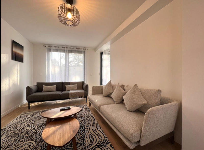 Villa - 200 m² - 6 pièces