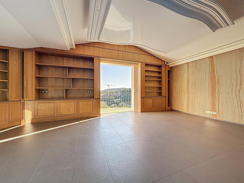 Maison contemporaine - 197 m² - 4 pièces