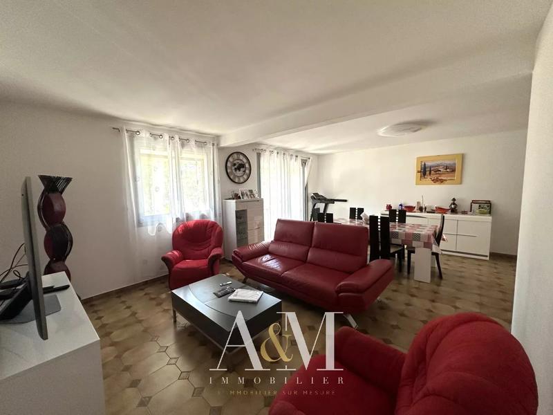 Appartement - 92 m² - 4 pièces