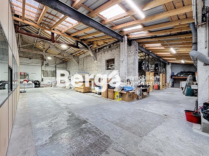 Entrepôt - 560 m²