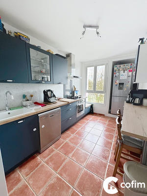 Appartement - 87 m² - 5 pièces