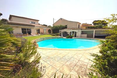 Villa - 184 m² - 5 pièces