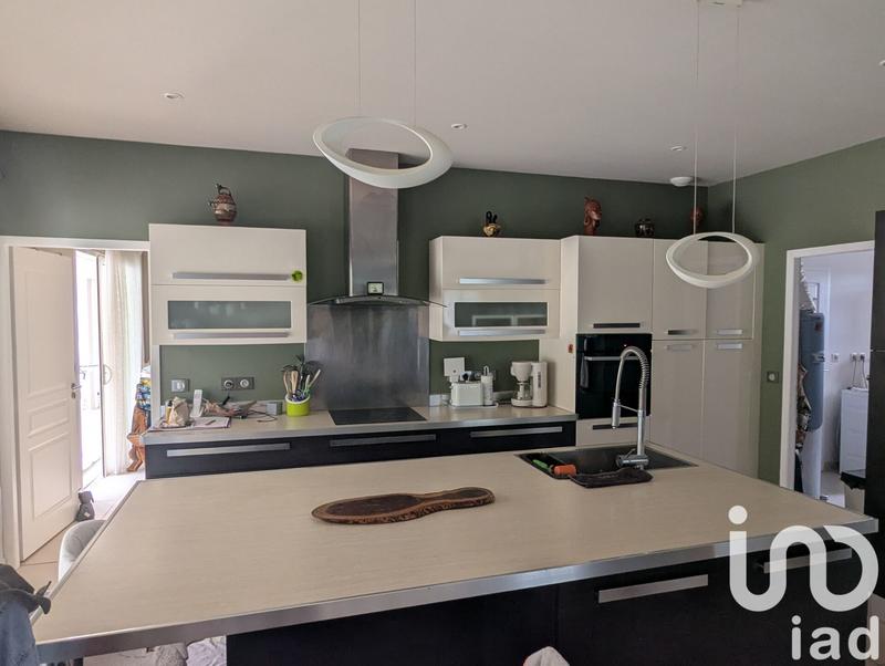 Maison - 193 m² - 6 pièces