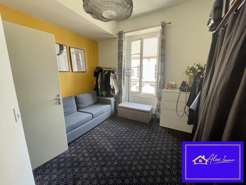 Appartement - 147 m² - 7 pièces