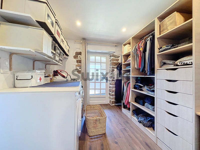 Mas - 161 m² - 7 pièces