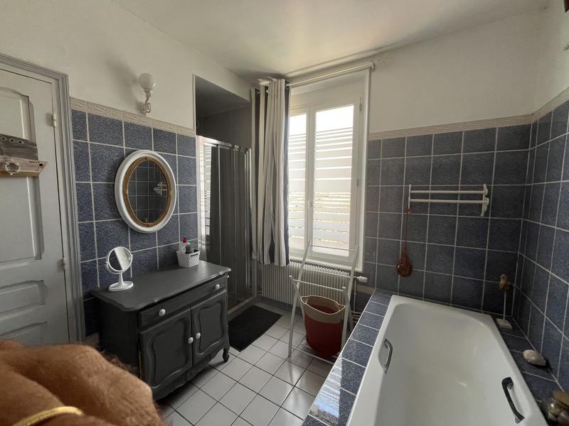 Maison - 136 m² - 7 pièces