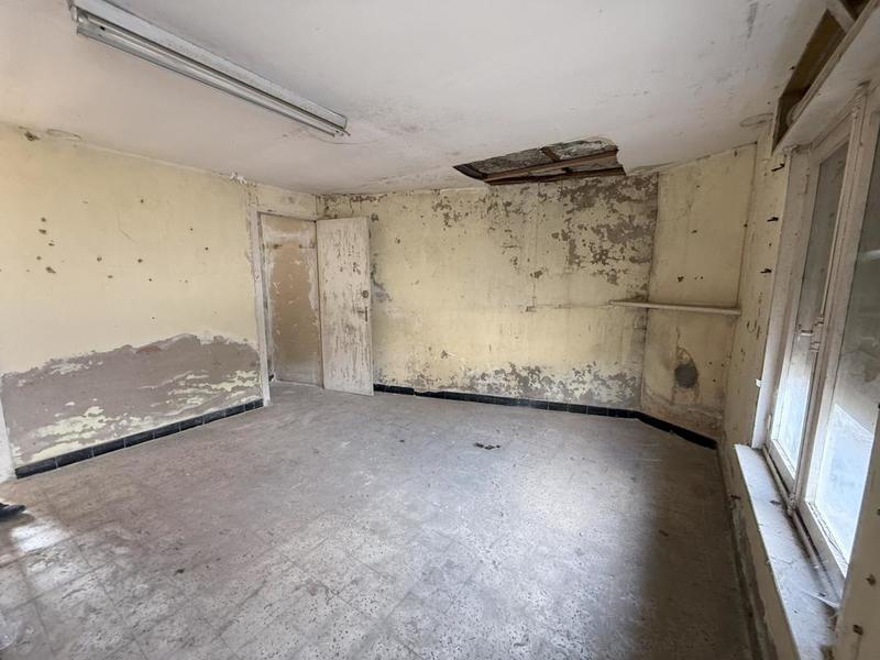 Maison - 143 m² - 5 pièces