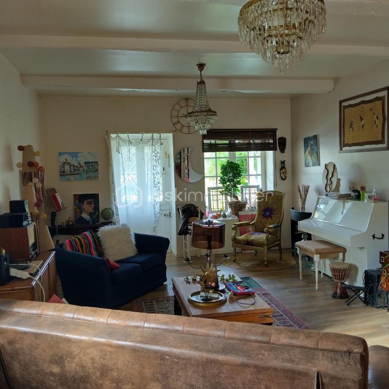 Moulin - 182 m² - 8 pièces