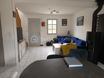 Maison - 85 m² - 5 pièces