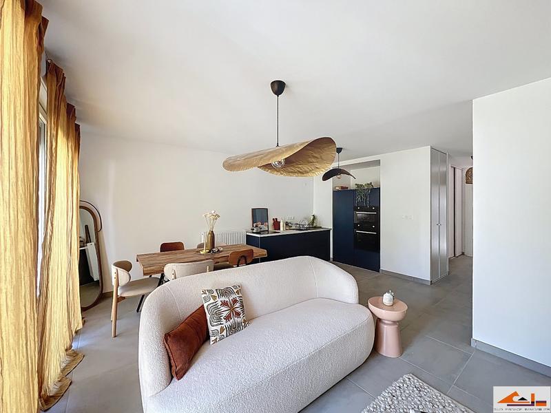 Maison - 97 m² - 5 pièces