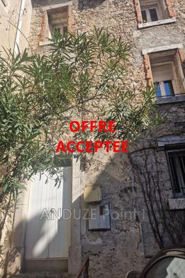 Maison - 80 m² - 5 pièces