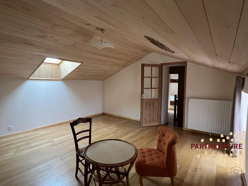 Maison - 149 m² - 5 pièces