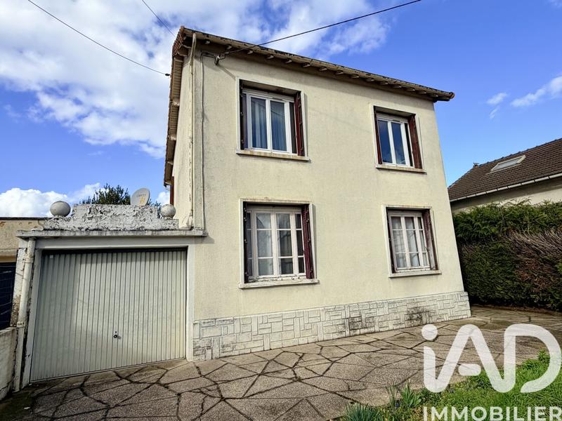 Maison - 104 m² - 5 pièces