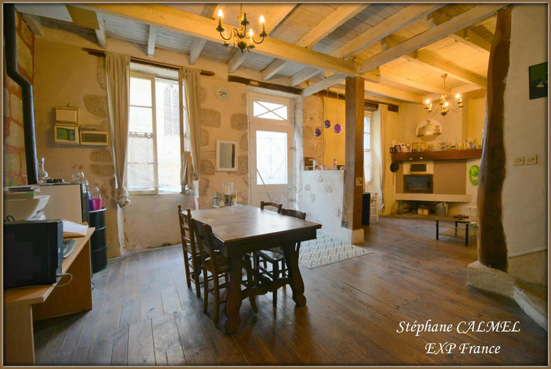 Maison - 91 m² - 6 pièces