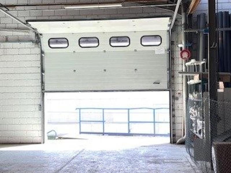 Local commercial - 1 780 m² - 15 pièces