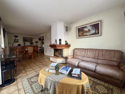 Maison traditionnelle - 130 m² - 6 pièces