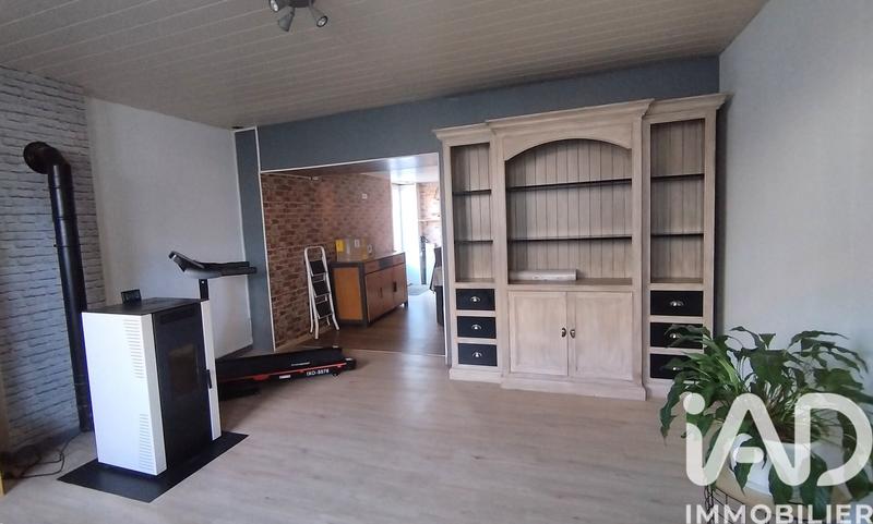 Maison - 256 m² - 9 pièces