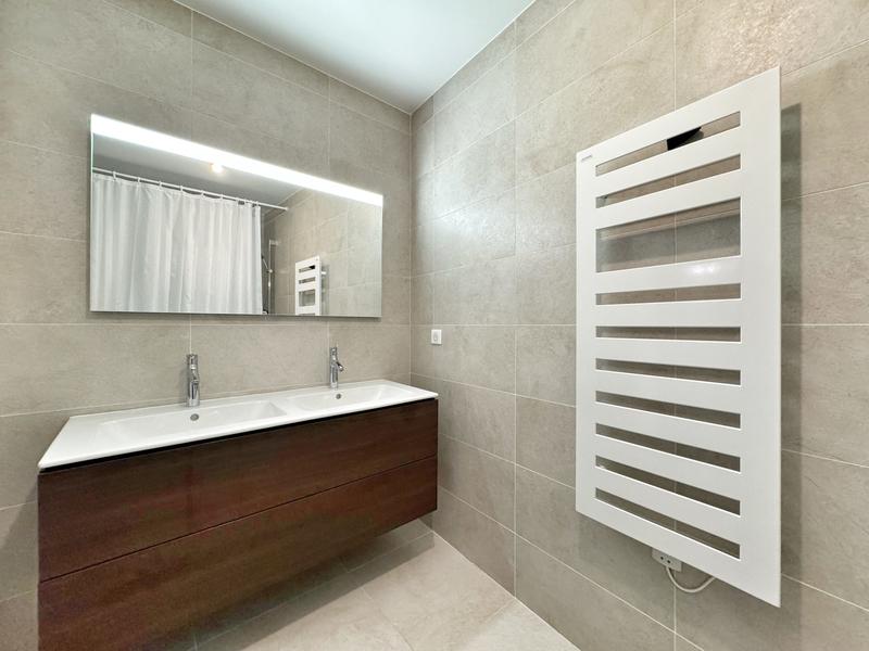 Appartement - 127 m² - 5 pièces