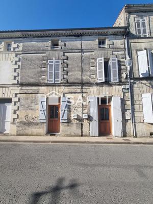 Maison - 169 m² - 8 pièces