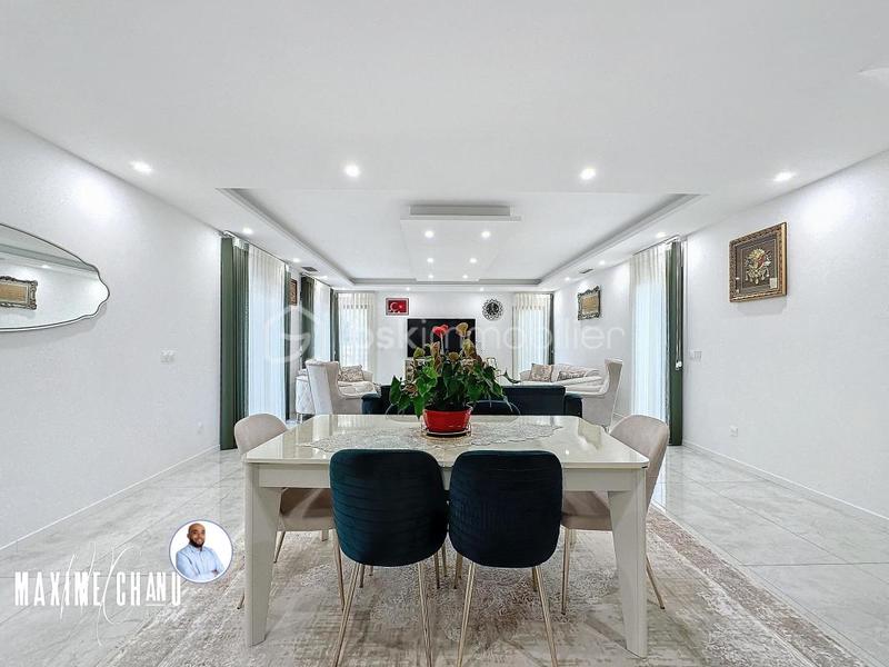 Maison - 190 m² - 6 pièces