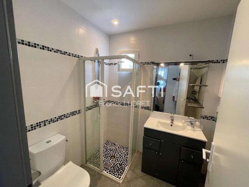 Maison - 200 m² - 10 pièces