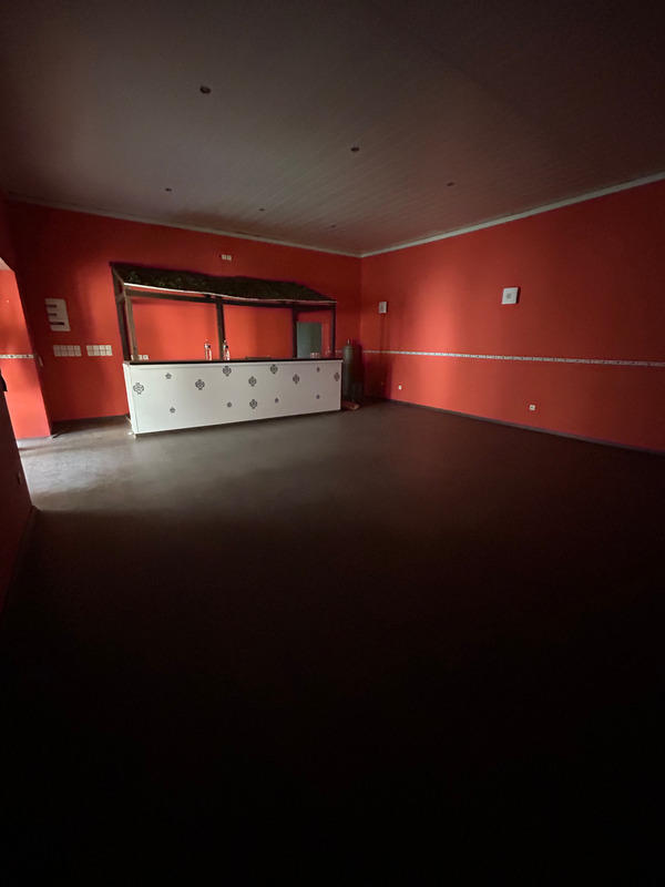 Maison - 290 m² - 11 pièces