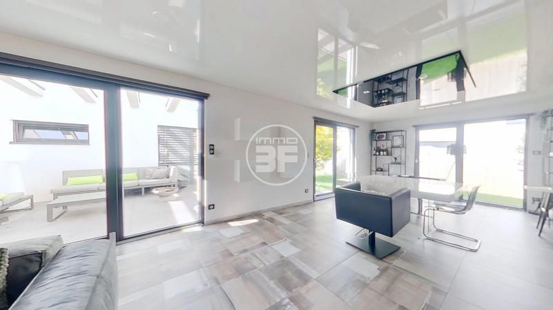 Maison - 149 m² - 4 pièces