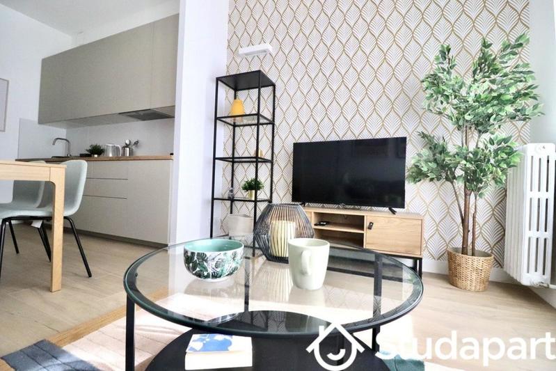 Chambre - 11 m² - 1 pièce