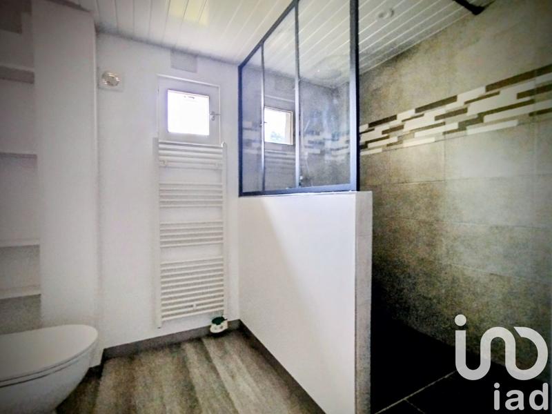 Maison - 181 m² - 7 pièces