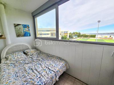 Studio - 25 m² - 2 pièces