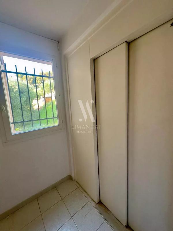 Maison jumelée - 120 m² - 4 pièces