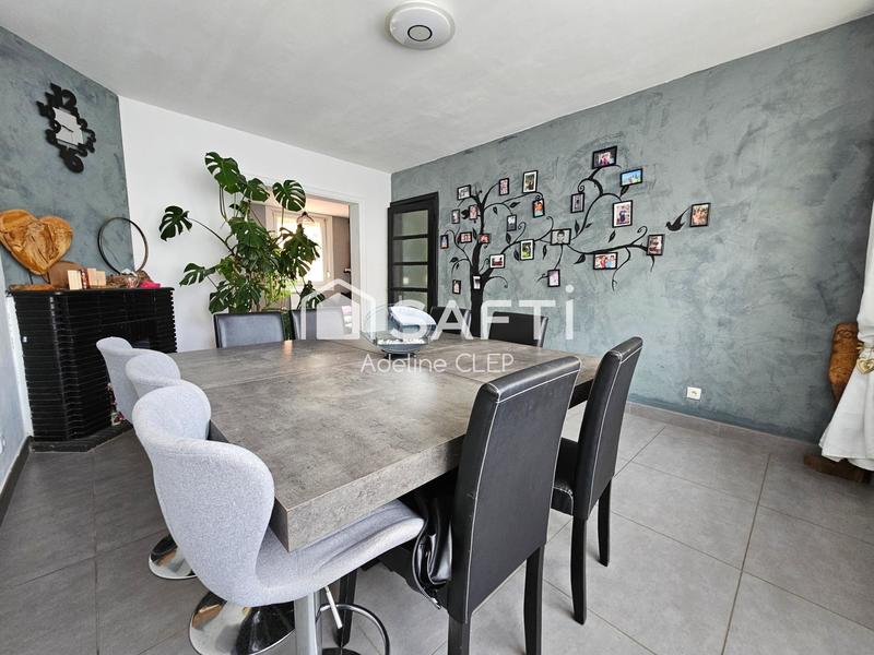 Maison - 130 m² - 8 pièces