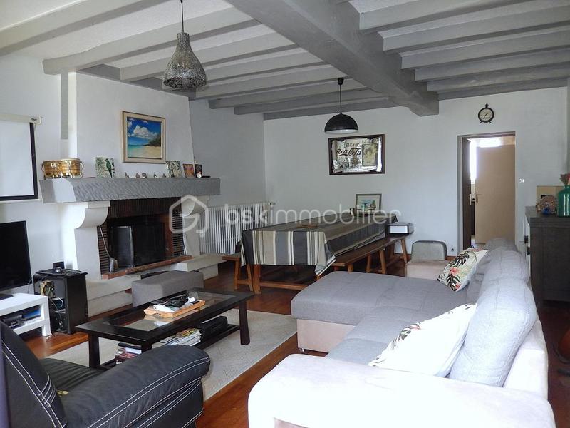 Corps de ferme - 122 m² - 6 pièces