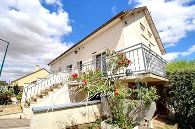 Maison - 161 m² - 7 pièces