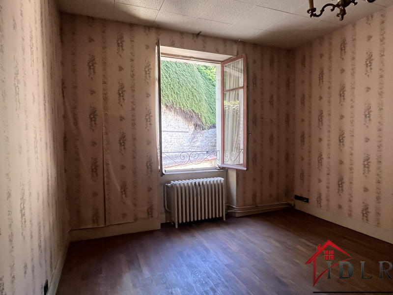 Maison - 186 m² - 7 pièces