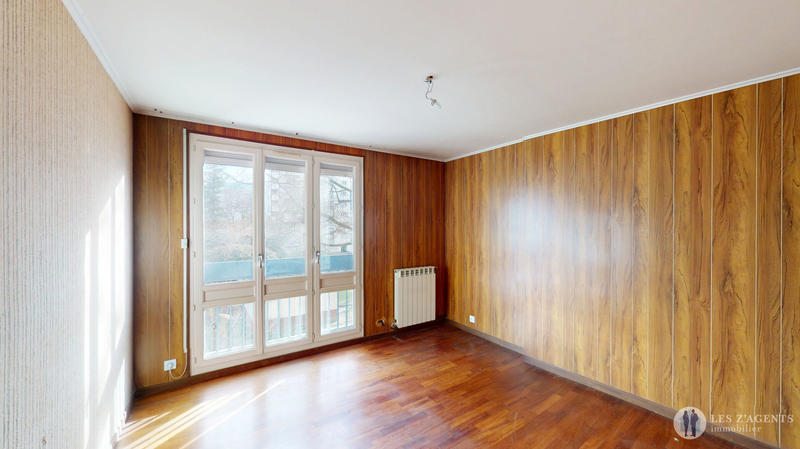 Appartement - 102 m² - 5 pièces