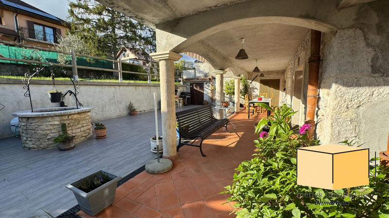 Maison - 213 m² - 6 pièces