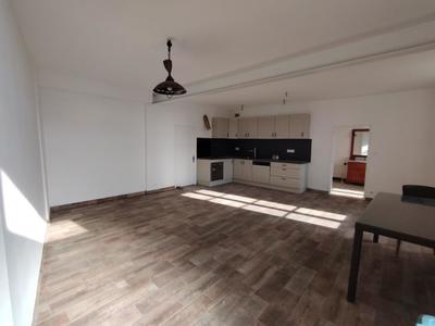 Corps de ferme - 180 m² - 6 pièces