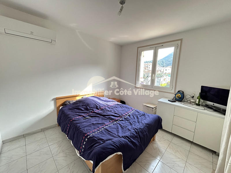 Villa - 90 m² - 4 pièces