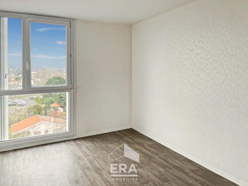 Appartement - 70 m² - 4 pièces