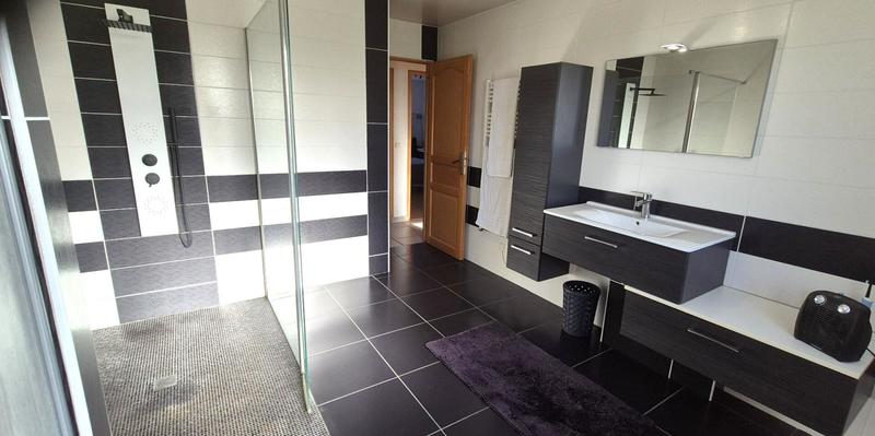 Maison - 117 m² - 5 pièces