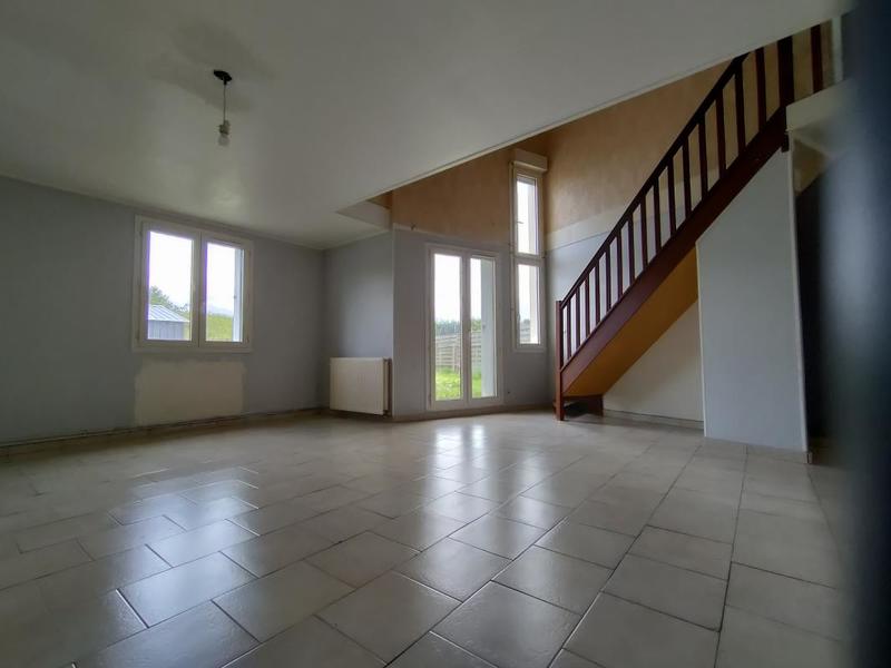 Maison - 99 m² - 5 pièces