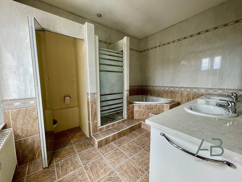 Duplex - 95 m² - 3 pièces