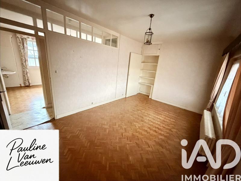 Maison - 198 m² - 8 pièces