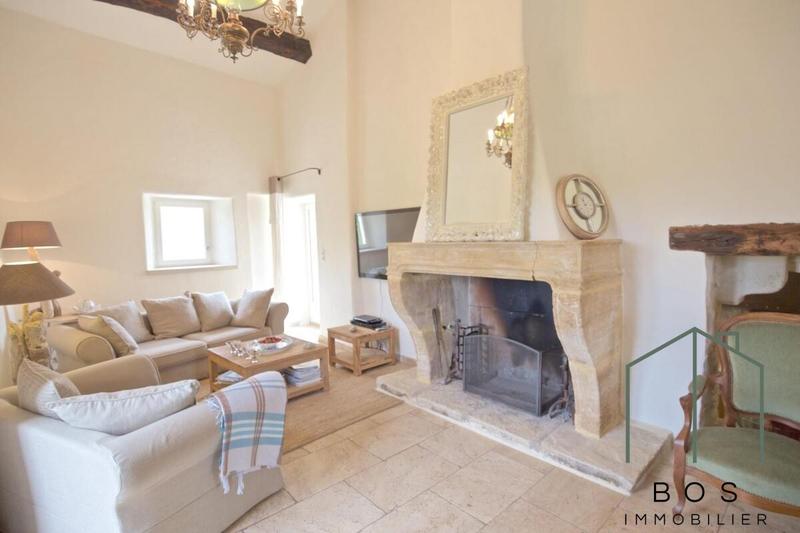 Maison - 200 m² - 6 pièces