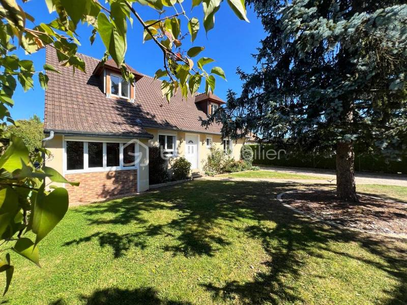 Maison - 144 m² - 8 pièces