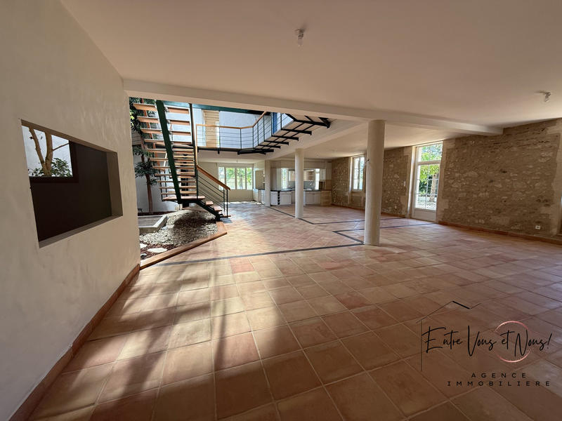 Maison ancienne - 432 m² - 10 pièces