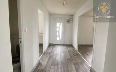 Maison - 98 m² - 5 pièces