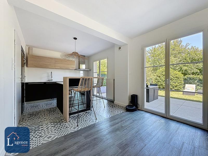 Maison - 102 m² - 5 pièces