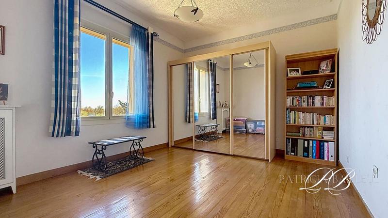 Maison - 146 m² - 7 pièces